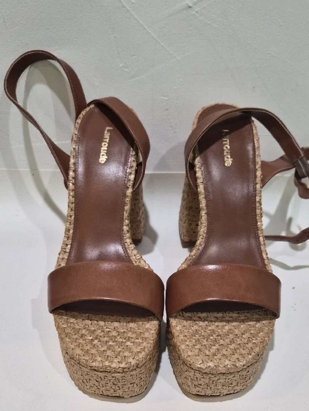 Larroude Dolly Verona Sandal in Caramel/Raffia NWT Size 9